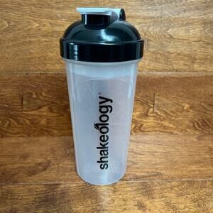 BEACHBODY Shaker Blender Tumbler Bottle